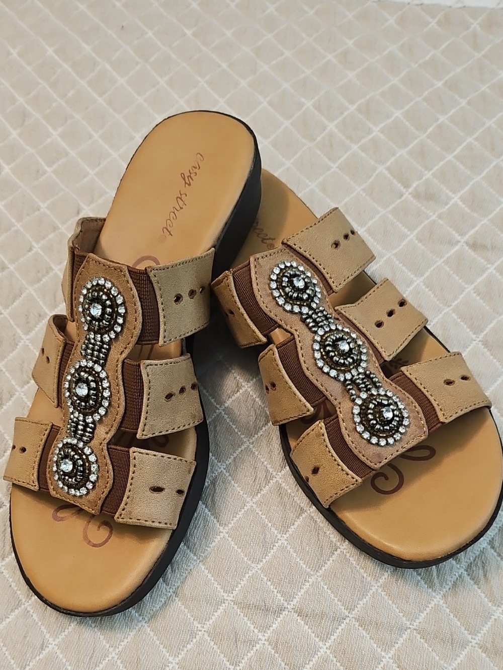 Easy Street Nori sandals 7N